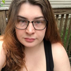 Meet your Posher, Zoe